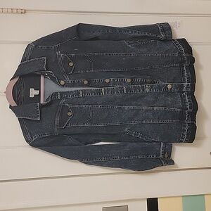 LOGO by Lori Goldstein button front denim jacked with released hem